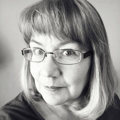 Julie Lynne Southern